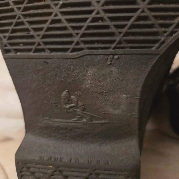 Yodelers Leather Lace Up Boot Vintage Fleece Lined Black Red Gray Size 6 Women - Picture 7 of 8